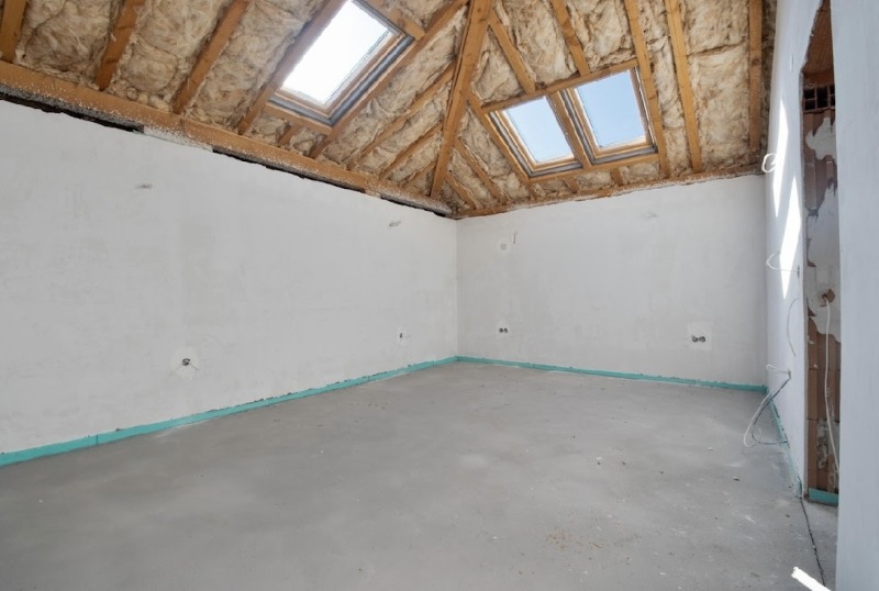 Продава КЪЩА, гр. Пловдив, Остромила, снимка 12 - Къщи - 52176569