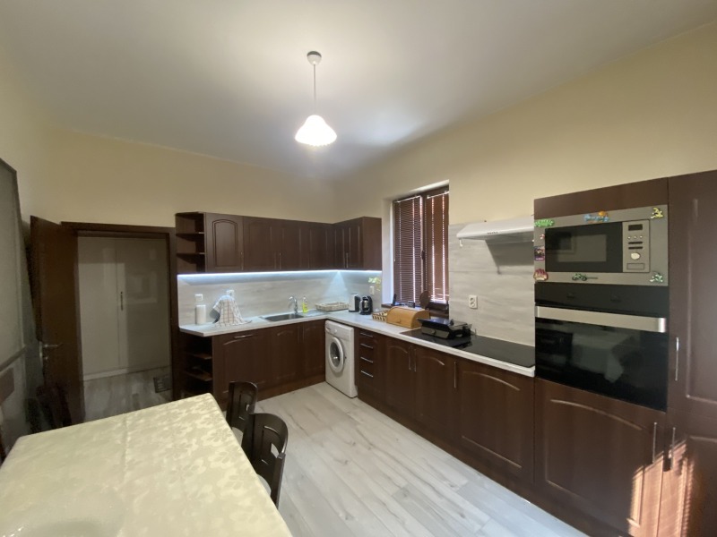 Продава 3-СТАЕН в област Пловдив, гр. Карлово - 79 кв.м / 130 000 € » 254 257.90 лв., ИМОТ ИНВЕСТ