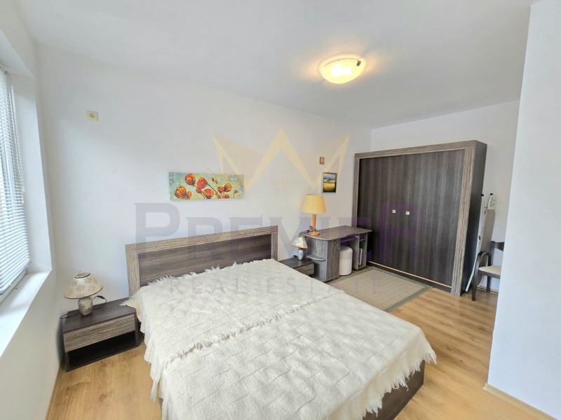 Till salu  Hus region Dobrich , Baltjik , 131 kvm | 66896570 - bild [5]