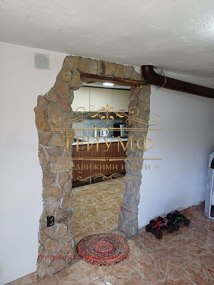 Продава КЪЩА, с. Нова Шипка, област Варна, снимка 9 - Къщи - 54408700
