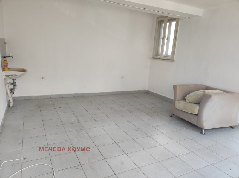 En venta  Comercio Stara Zagora , Tsentar , 22 metros cuadrados | 71857869 - imagen [3]
