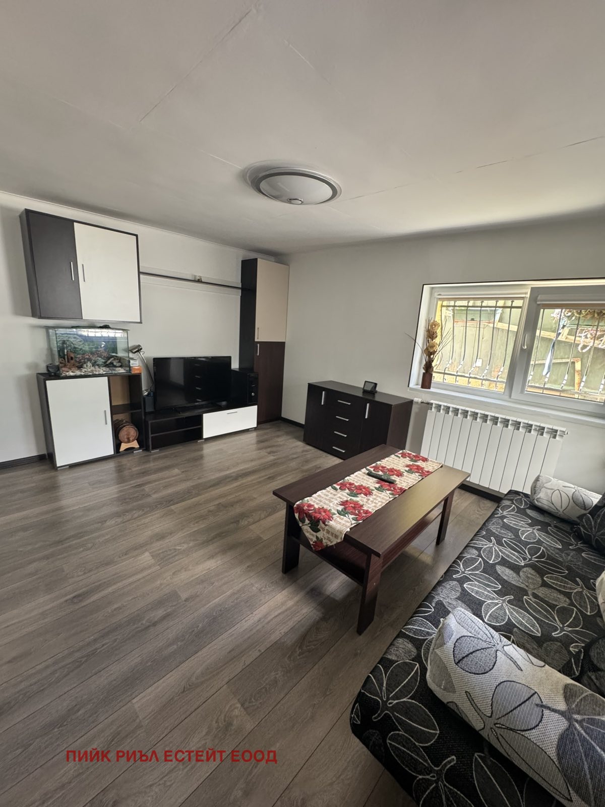 Продава ЕТАЖ ОТ КЪЩА, гр. София, Карпузица, снимка 2 - Етаж от къща - 54341427