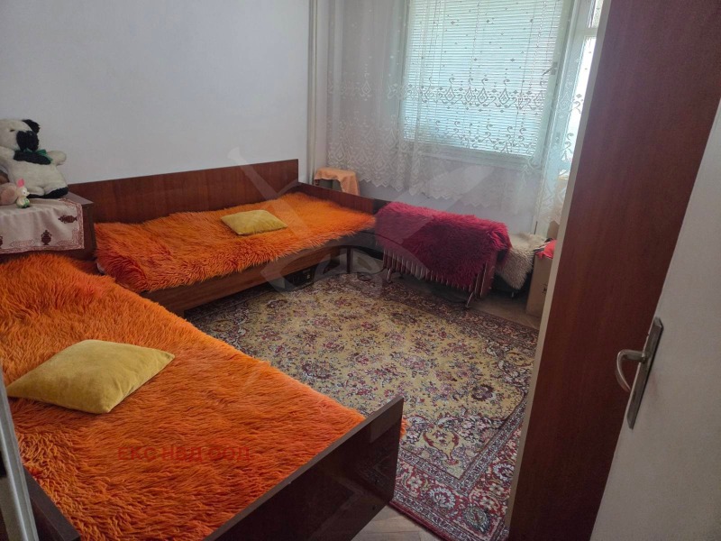 Продава МНОГОСТАЕН в град Стара Загора, Три чучура - север - 85 кв.м / 79 900 € » 156 270.82 лв., ЕКС НВД ПЛОВДИВ ООД