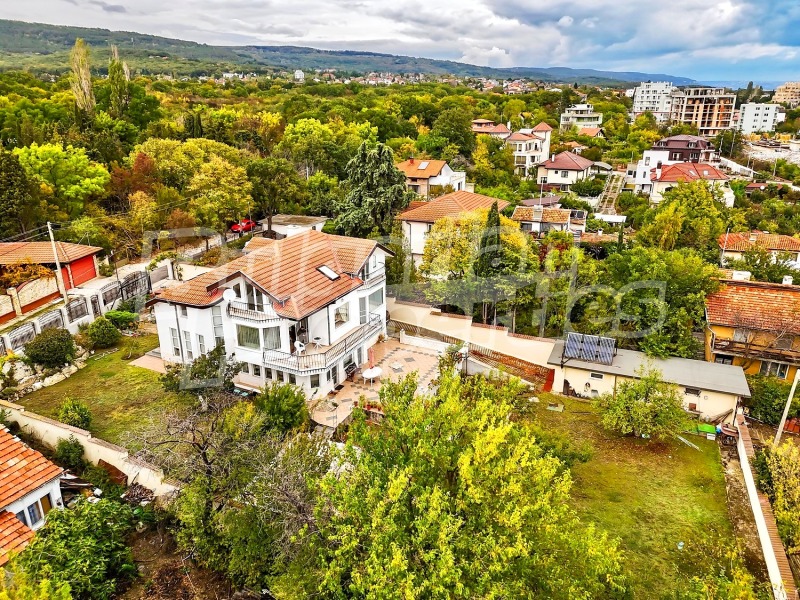 Продава КЪЩА в град Варна, м-т Ален мак - 421 кв.м / 590 000 € » 1 153 939.70 лв., БЪЛГЕРИАН ПРОПЕРТИС ВАРНА