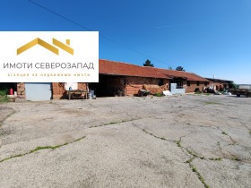 Продава склад област Монтана с. Каменна Рикса - [1] 