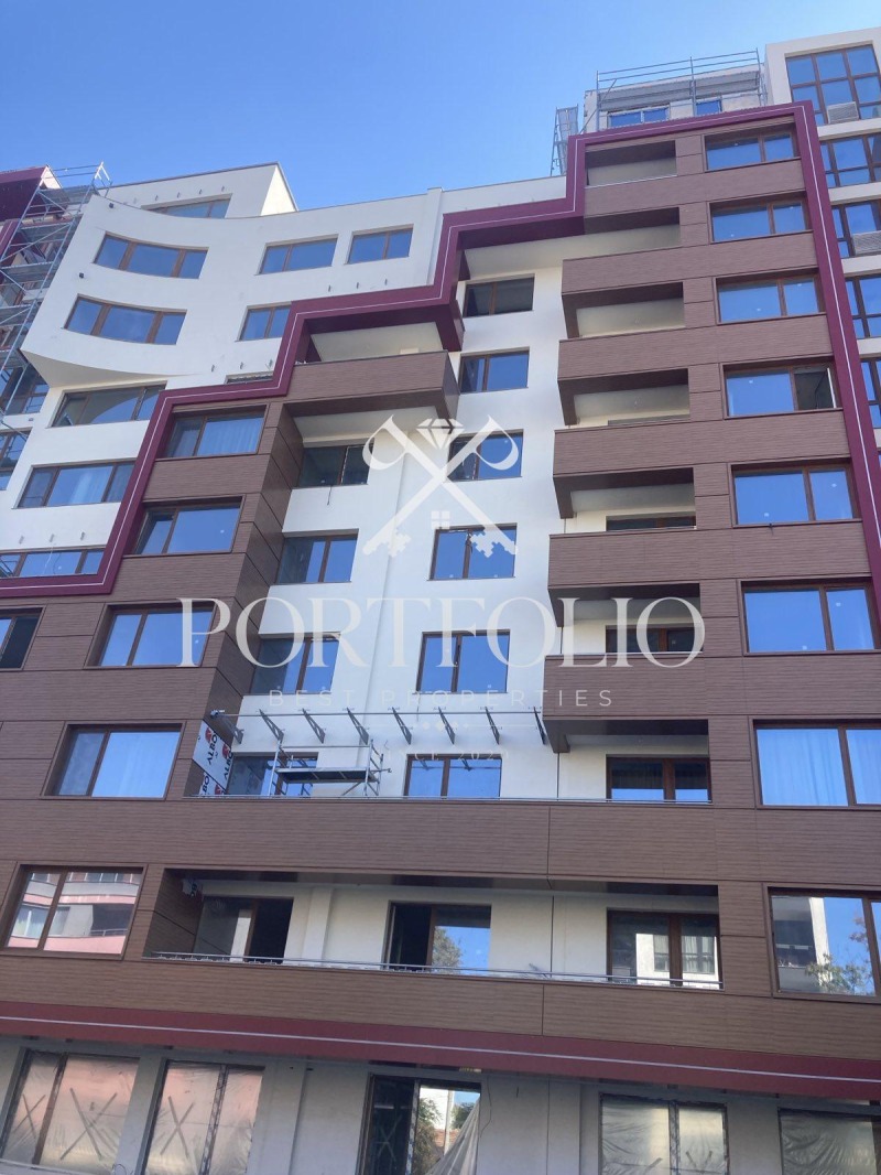 In vendita  2 camere da letto Sofia , Zona B-19 , 181 mq | 52218636 - Immagine [11]