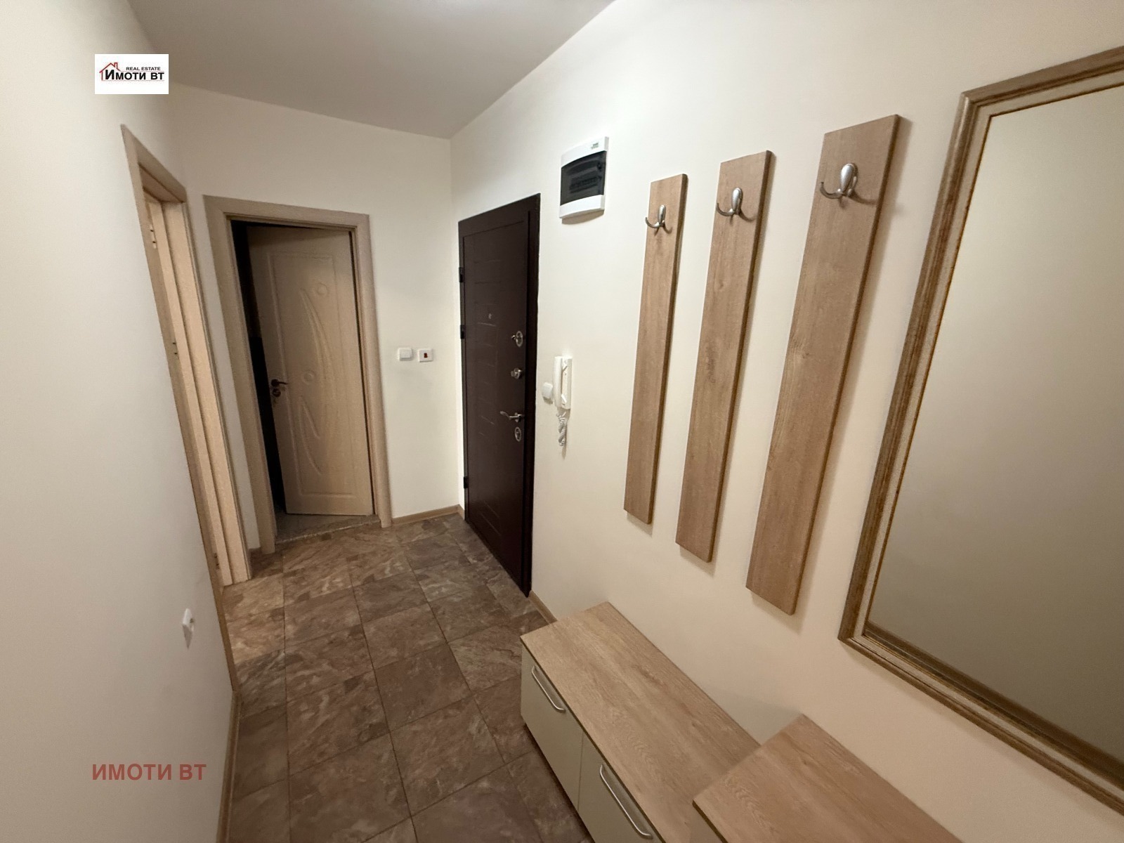 Продава 2-СТАЕН, гр. Велико Търново, Център, снимка 5 - Апартаменти - 54616259
