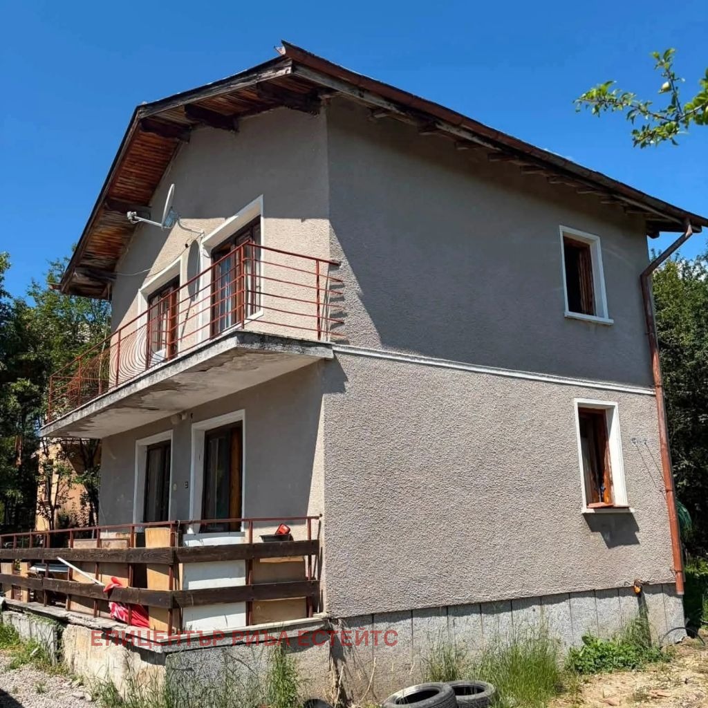 Продава КЪЩА, с. Планиница, област Перник, снимка 2 - Къщи - 55442150