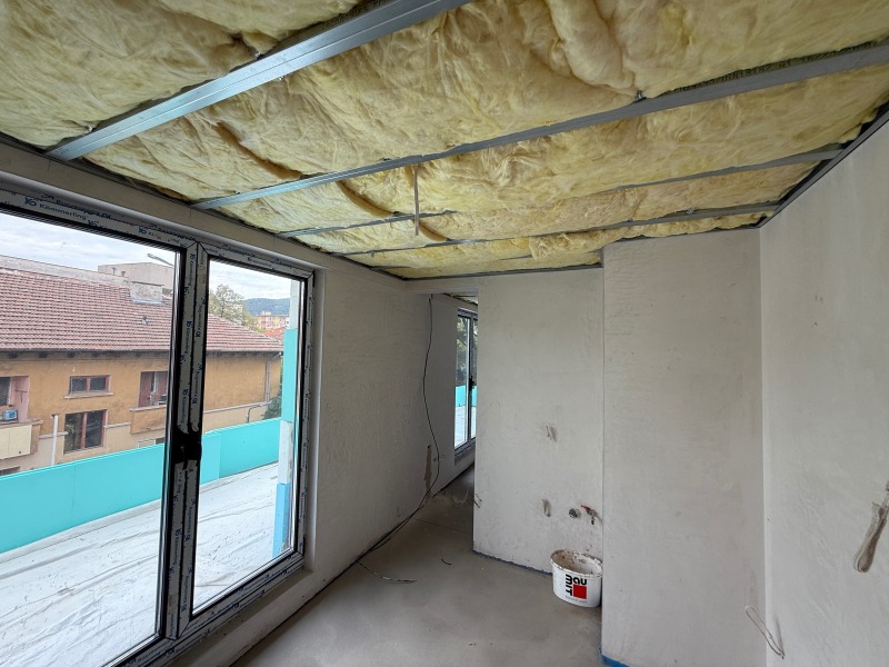 En venta  1 dormitorio Pernik , Tsentar , 83 metros cuadrados | 67631019 - imagen [4]