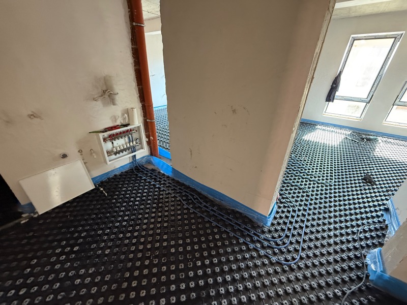 Продава  2-стаен град Перник , Център , 83 кв.м | 67631019 - изображение [3]