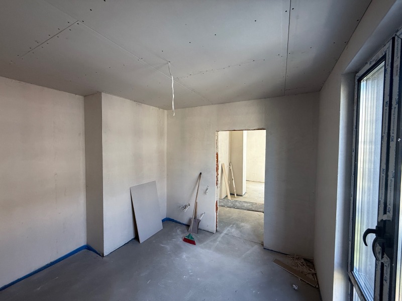 En venta  1 dormitorio Pernik , Tsentar , 83 metros cuadrados | 67631019 - imagen [10]