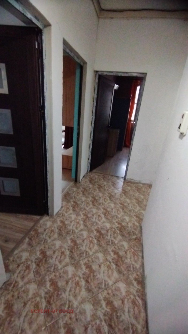 Продава  3-стаен град Пловдив , Южен , 92 кв.м | 81752646 - изображение [16]
