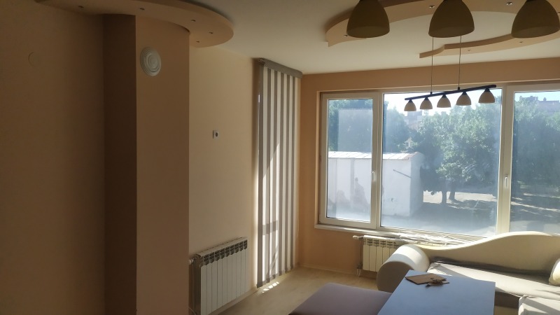 Продава 3-СТАЕН, гр. Пазарджик, Център, снимка 2 - Апартаменти - 52780681