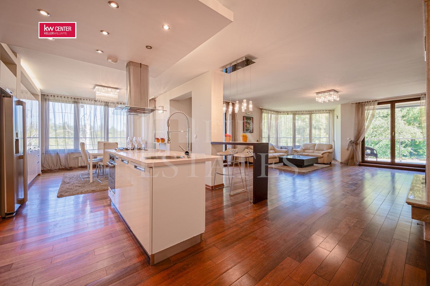Продава 4-СТАЕН, гр. София, Бояна, снимка 3 - Апартаменти - 55087081