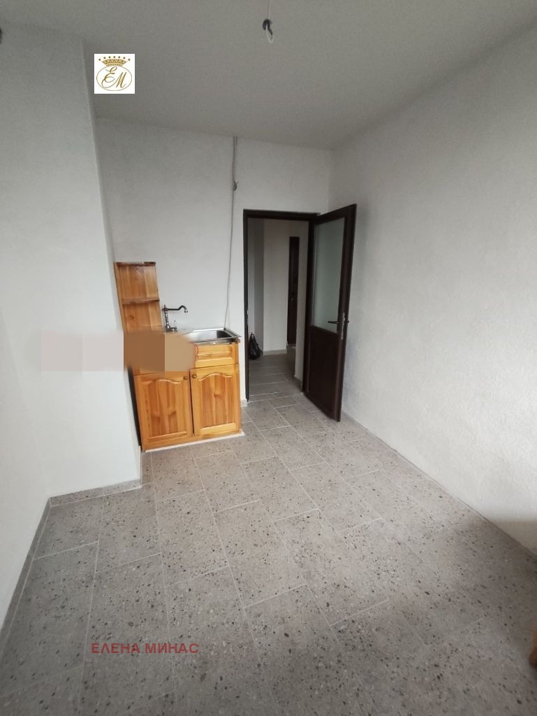 Продава 1-СТАЕН, гр. Шумен, Болницата, снимка 5 - Апартаменти - 54333453