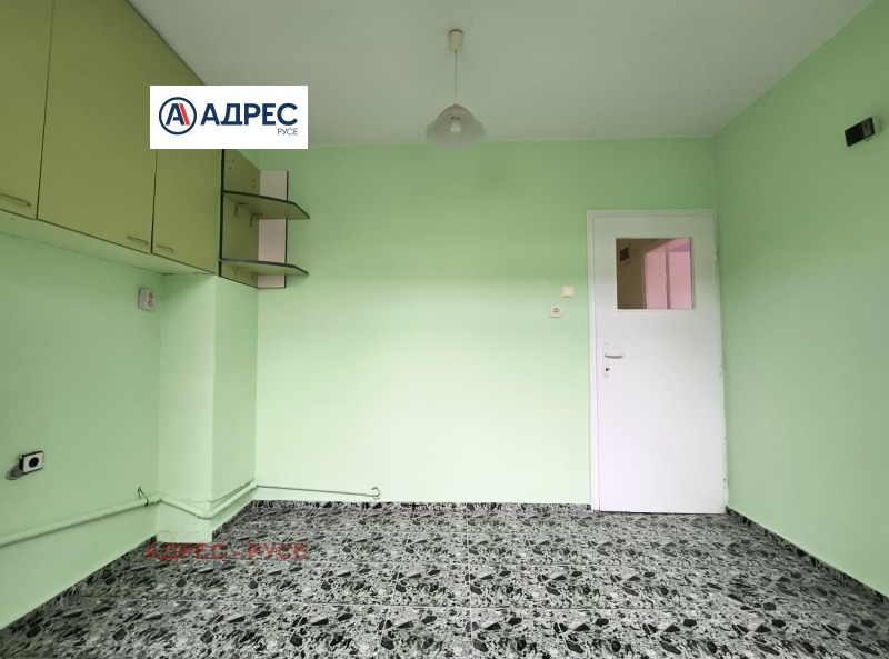 Продава 2-СТАЕН, гр. Русе, Възраждане, снимка 3 - Aпартаменти - 48305091