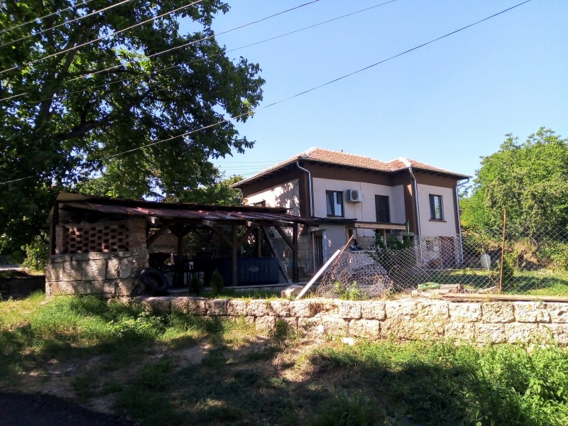 Till salu  Hus region Ruse , Tjervena voda , 70 kvm | 73870277