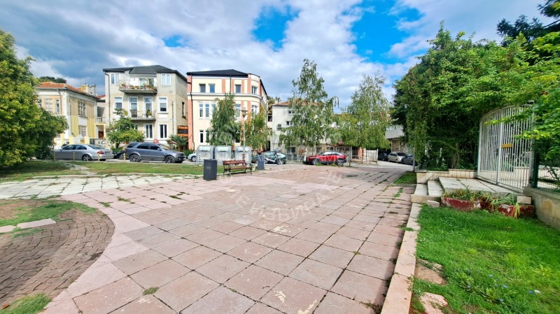 Продава  Магазин, град Варна, Център •  134 990 EUR • ID 19861091 — holmes.bg - [1] 