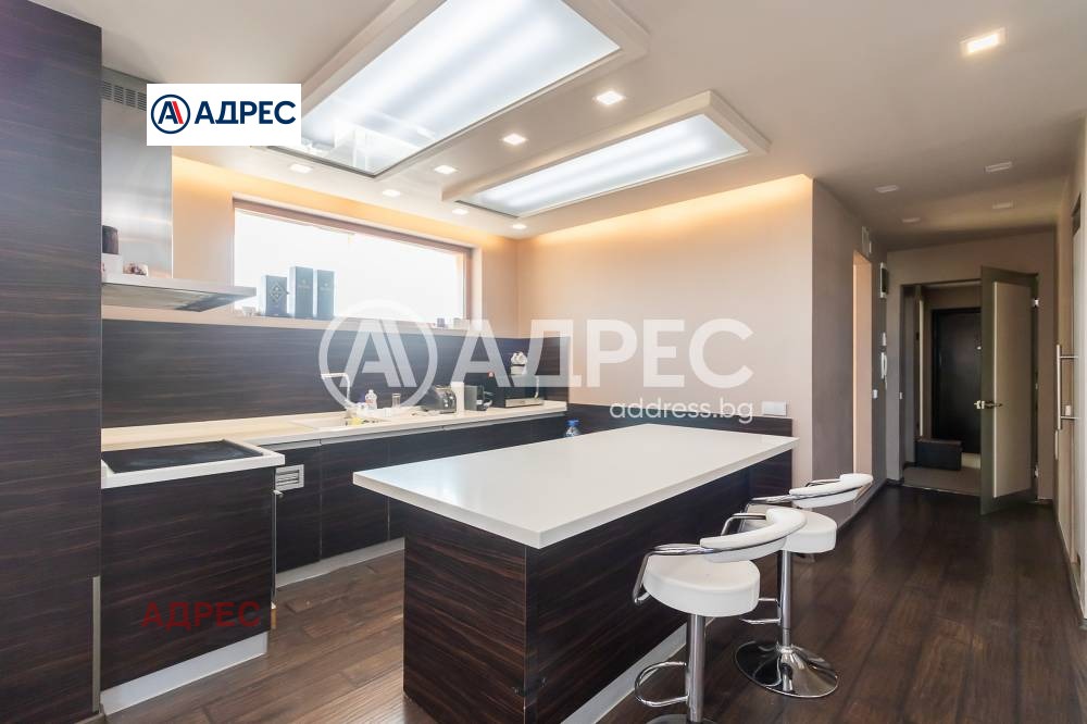 Продава МНОГОСТАЕН, гр. Варна, Зимно кино Тракия, снимка 2 - Апартаменти - 53909217