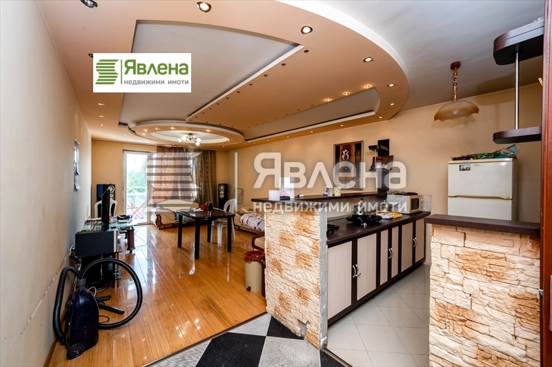 En venta  2 dormitorios Sofia , Zajarna fabrika , 135 metros cuadrados | 76882380