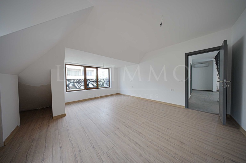 Na prodej  Mezonet Sofia , Slatina , 200 m2 | 80190978 - obraz [15]