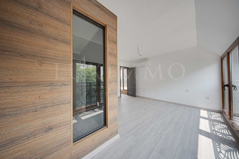 Na prodej  Mezonet Sofia , Slatina , 200 m2 | 80190978 - obraz [9]