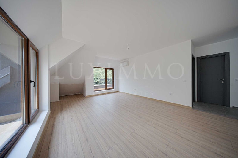 Na prodej  Mezonet Sofia , Slatina , 200 m2 | 80190978 - obraz [8]