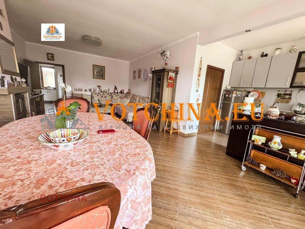 Продава КЪЩА, с. Соколово, област Добрич, снимка 2 - Къщи - 56218424