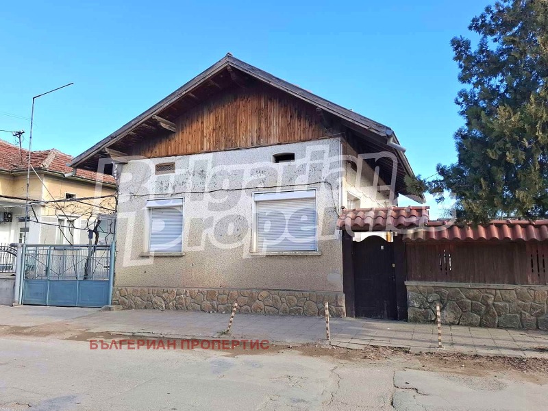 Продава КЪЩА в област Ловеч, с. Торос - 242 кв.м / 88 000 € » 172 113.04 лв., БЪЛГЕРИАН ПРОПЕРТИС