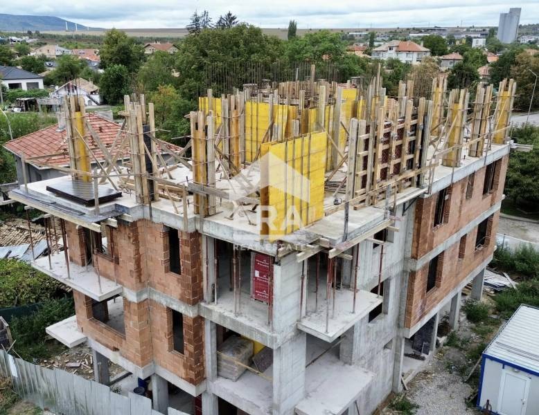 Продава  3-стаен град Търговище , Център , 90 кв.м | 36450937 - изображение [6]