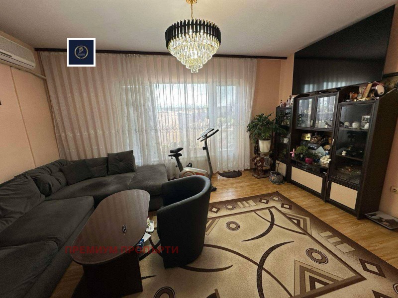 À venda  2 quartos Plovdiv , Trakiia , 92 m² | 56086315