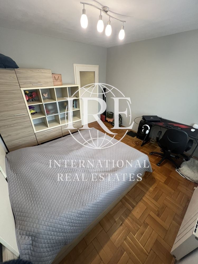 Продава 4-СТАЕН, гр. Варна, Младост 1, снимка 8 - Апартаменти - 54679787