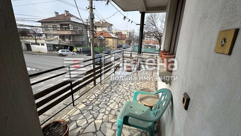 Продава ЕТАЖ ОТ КЪЩА, гр. Ботевград, област София област, снимка 3 - Етаж от къща - 54359367
