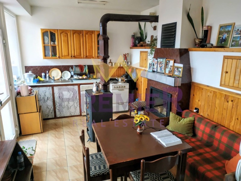 Продава КЪЩА, гр. Варна, Виница, снимка 10 - Къщи - 52536011