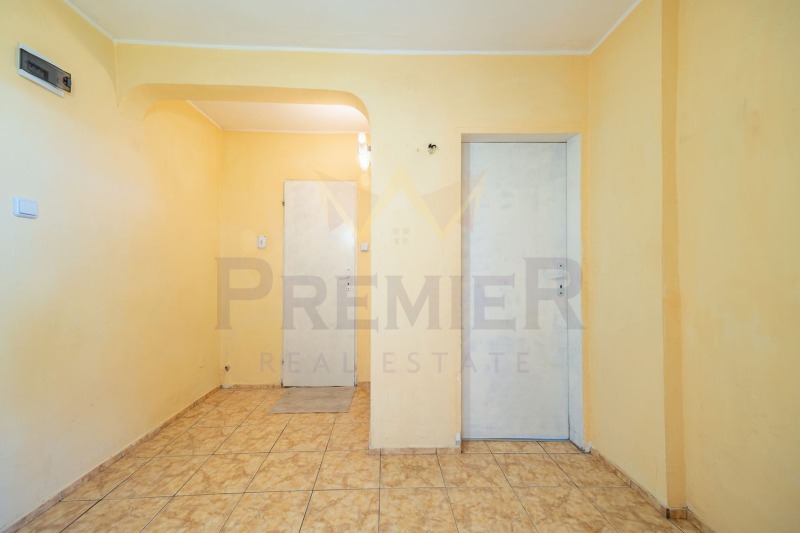 Продава КЪЩА, гр. Варна, Виница, снимка 7 - Къщи - 52536011