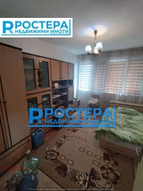 Продава 3-стаен град Търговище Център - [1] 