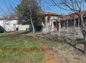 Hus Cheshnegirovo, region Plovdiv