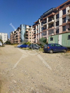 Komplo Darvenica, Sofia 3
