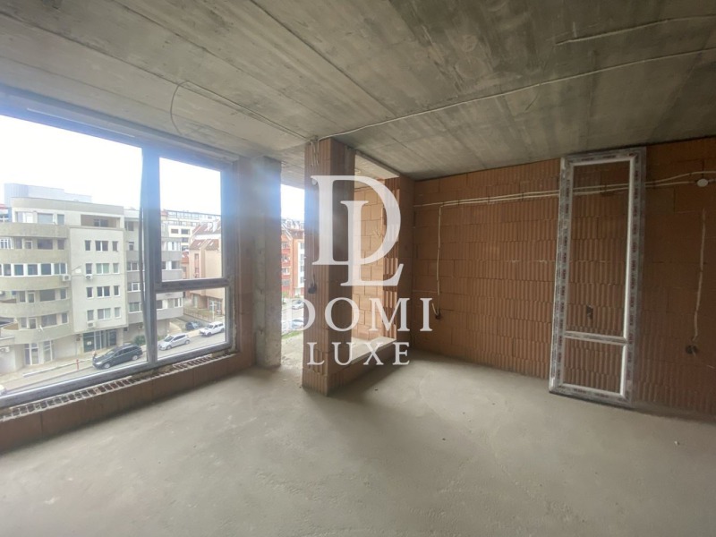 In vendita  Studio Burgas , Meden rudnik - zona A , 40 mq | 41822121