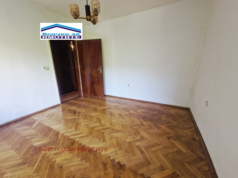 For Sale  1 bedroom Ruse , Rodina 1 , 62 sq.m | 16937846 - image [2]