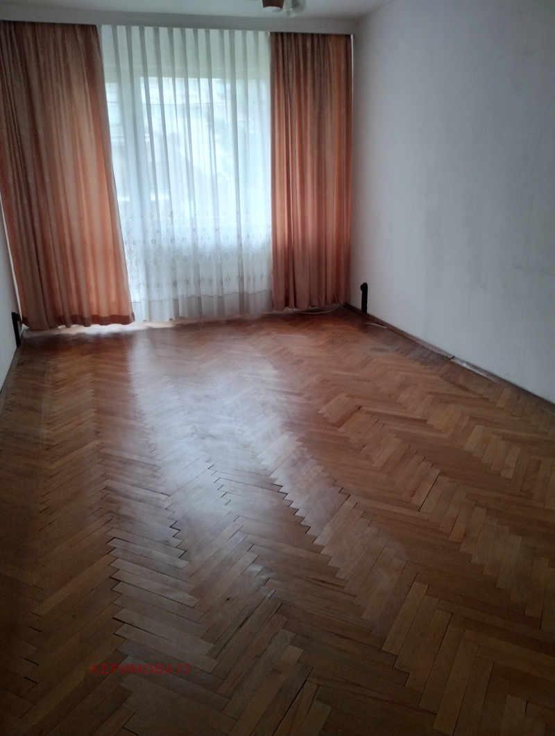 Eladó  2 hálószobás Sofia , Mladost 1 , 78 négyzetméter | 59069388