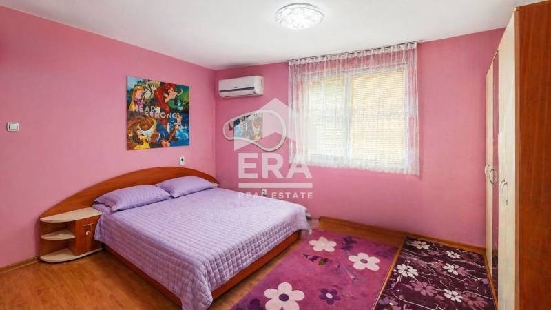 Продава ЕТАЖ ОТ КЪЩА, гр. Омуртаг, област Търговище, снимка 4 - Етаж от къща - 54340150