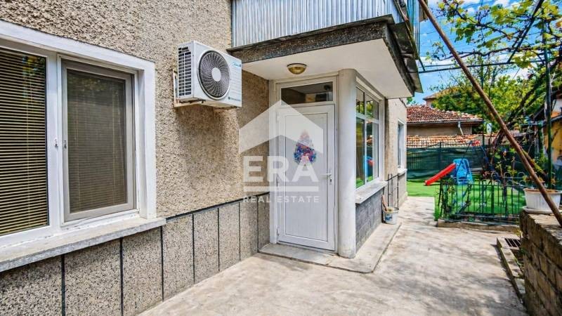 Продава ЕТАЖ ОТ КЪЩА, гр. Омуртаг, област Търговище, снимка 12 - Етаж от къща - 54340150