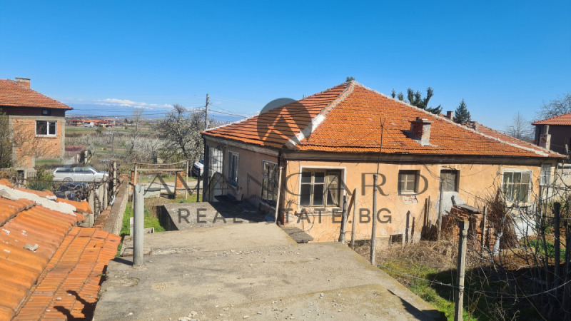 Продава КЪЩА, с. Първенец, област Пловдив, снимка 3 - Къщи - 41965497
