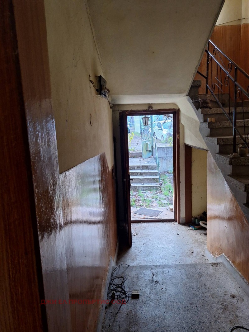 Продава КЪЩА, с. Владо Тричков, област София област, снимка 9 - Къщи - 52453702