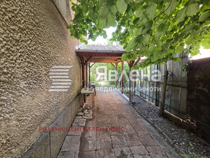Продава ЕТАЖ ОТ КЪЩА, гр. София, Орландовци, снимка 7 - Етаж от къща - 56048515