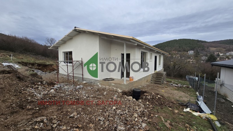 Продава КЪЩА, с. Борилово, област Стара Загора, снимка 2 - Къщи - 52801907