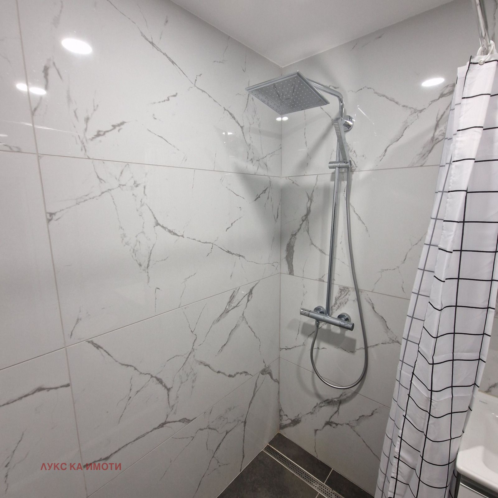 Продава 3-СТАЕН, гр. Кърджали, Център, снимка 7 - Апартаменти - 53813356