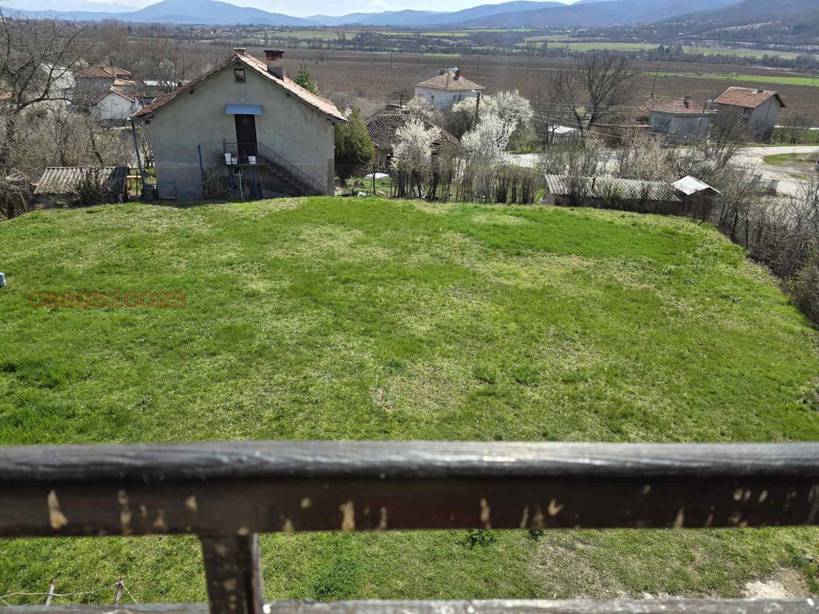 Продава КЪЩА, с. Лобош, област Перник, снимка 8 - Къщи - 54811995
