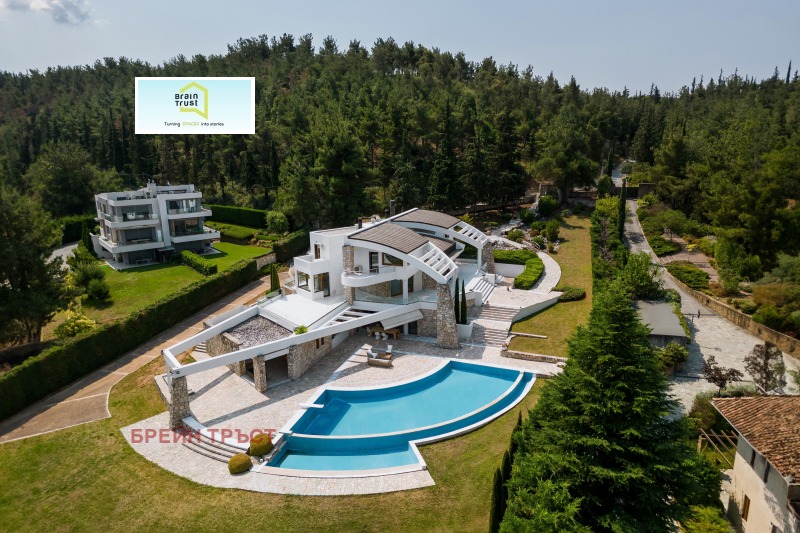 Продава КЪЩА в Гърция, Солун - 670 кв.м / 3 900 000 € » 7 627 737.00 лв., БРЕЙН ТРЪСТ